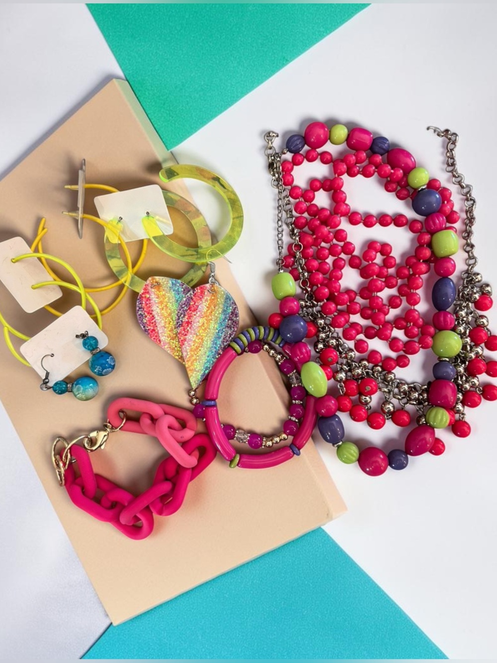 1980’s Neon & Bright Colored Jewelry Bundle - Picture 2 of 4